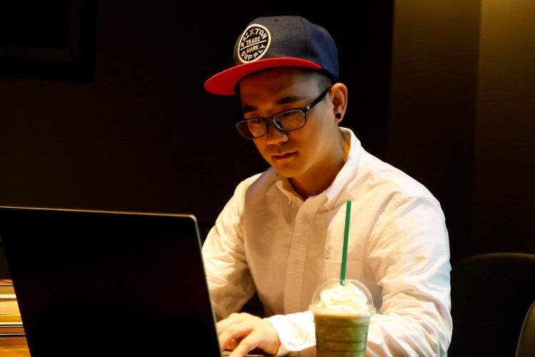 我玩了微博十年终于赚到第一桶金!