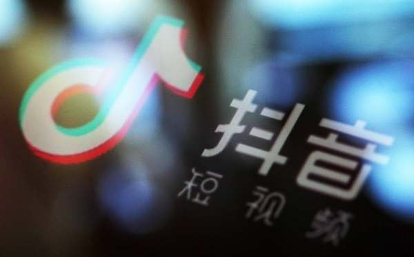 一男子想买抖音账号做直播为何交钱后就没了下文